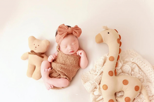 伊犁哈萨克宝宝几个月会站